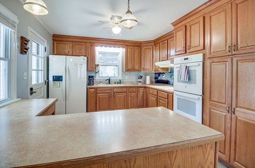 Foto 6 - Bright Cartersville Home w/ Fire Pit & Sunroom