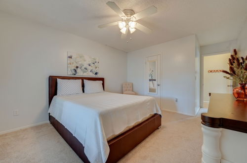Photo 9 - Tampa Townhome w/ Lake Access & Workspace