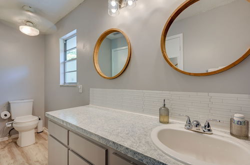 Photo 6 - Tampa Townhome w/ Lake Access & Workspace