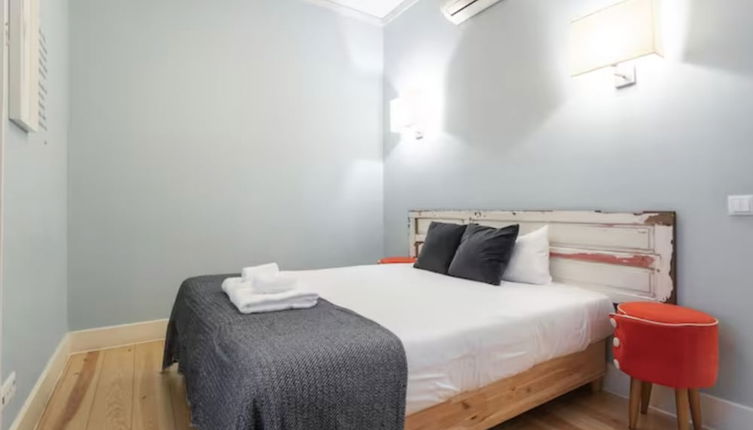 Photo 1 - Baixa Cozy 2BR w/Elevator + AC - by LU Holidays