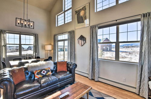 Photo 12 - Modern Mountain Loft w/ Views - 1 Mi to Downtown