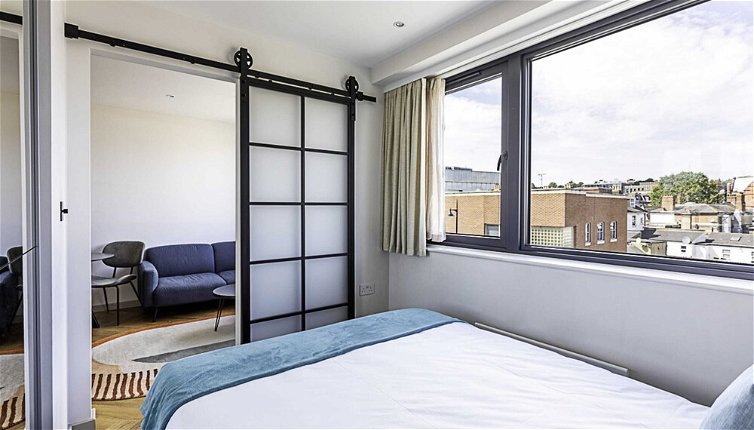 Foto 1 - 1-bed Apartment: Close to Wimbledon Station