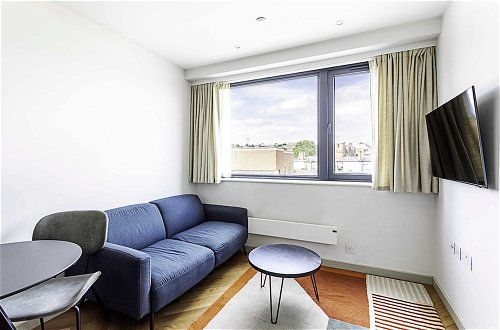 Photo 15 - 1-bed Apartment: Close to Wimbledon Station