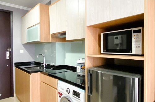 Foto 9 - Good Deal And Comfortable Studio Menteng Park Apartment