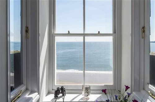 Photo 35 - The Penthouse - Luxury 1 Bed - Panorama - Tenby