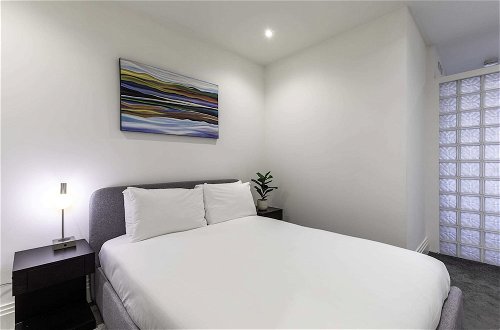Photo 3 - Beautiful One Bed Abode In East Putney