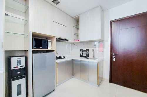 Foto 5 - Good Choice And Comfortable Studio Brooklyn Alam Sutera Apartment