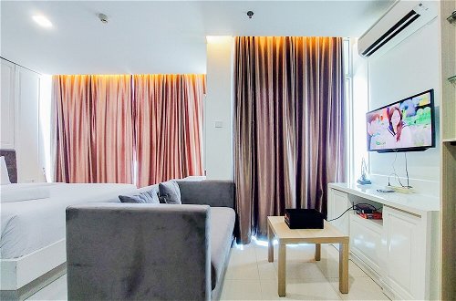 Photo 15 - Good Choice And Comfortable Studio Brooklyn Alam Sutera Apartment