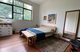 Photo 2 - Stylish 2-bed Converted Warehouse in Northcote