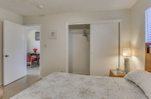 Foto 13 - Centrally Located Apt ~ Half-mi to Ucsf Fresno