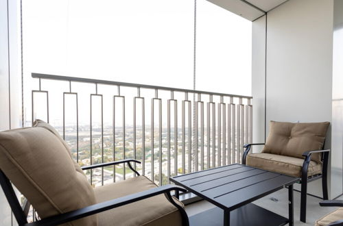 Photo 16 - Luxe 2BR With Amazing Views AT Downtown Views