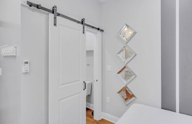 Fairmount Oasis Central City Haven - Photo 4