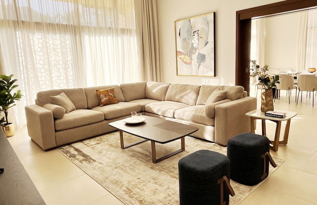 GLOBALSTAY Luxury 4Br Villa Private Pool - Photo 34