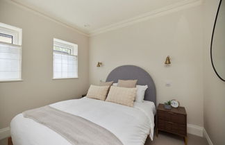 Photo 2 - The Fulham Scenery - Dazzling 2bdr Flat With Garden