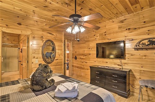 Foto 12 - Cherry Lake Lodge w/ Hot Tub, Fire Pit & Game Room