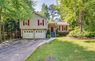 Photo 1 - Charming Temple Home: Sunroom & Private Backyard