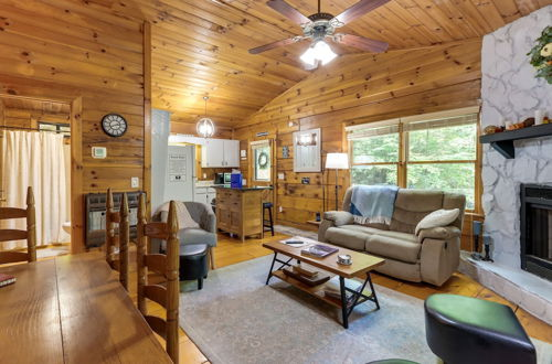 Photo 36 - Charming Blue Ridge Cabin w/ Game Room & Hot Tub