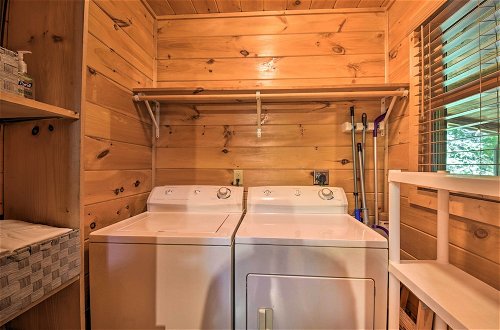 Photo 18 - Blue Ridge Cabin: Hot Tub, Fire Pit & Grill