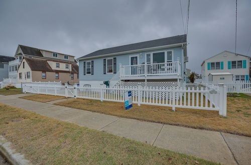 Foto 23 - Beach House w/ Private Pool in North Wildwood