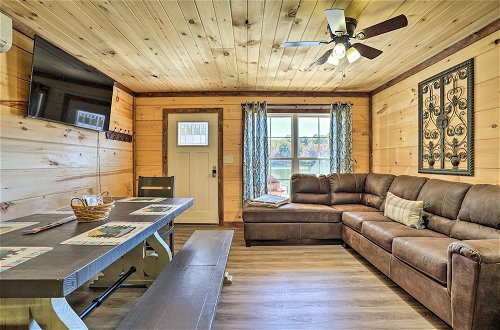 Foto 14 - Brand New Trenton Cabin: Panoramic Lake Views