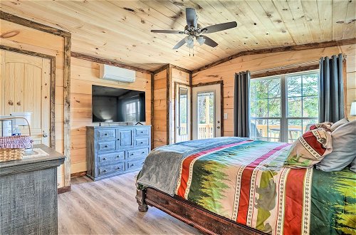 Foto 12 - Brand New Trenton Cabin: Panoramic Lake Views