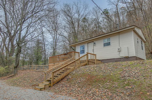 Photo 8 - Pet-friendly Cottage ~ 8 Mi to Downtown Knoxville