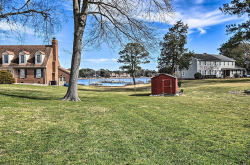 Photo 34 - Spacious Chesapeake Home w/ Pool Table