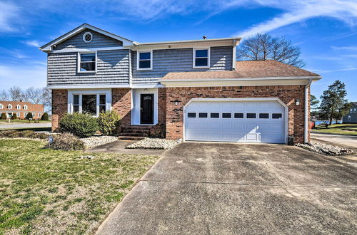 Photo 29 - Spacious Chesapeake Home w/ Pool Table