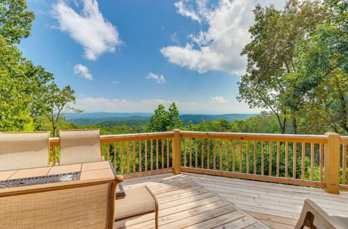 Photo 45 - Scenic Talking Rock Creek Resort Home w/ Hot Tub