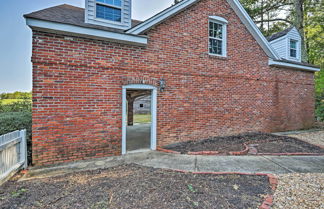 Foto 2 - Charming Newnan Carriage House on 95 Acres