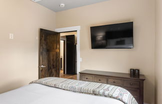 Photo 2 - The Yellowstone Hideaway Unit C