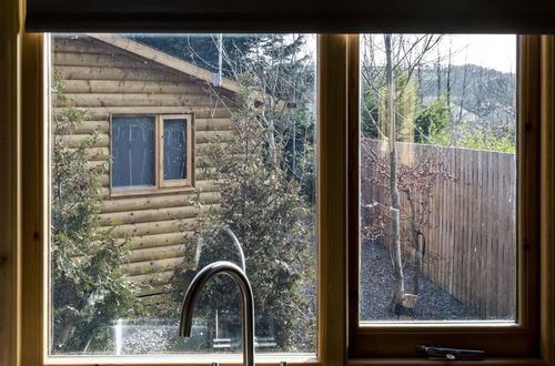 Photo 16 - Fern Lodge - 2 Bedroom Log Cabin - Saint Florence - Tenby