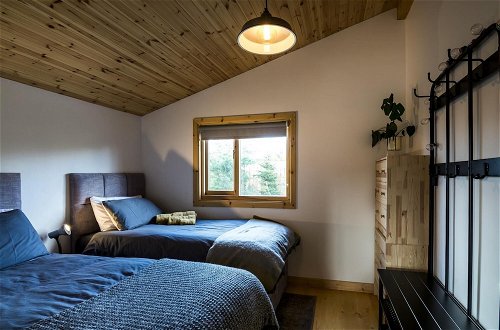 Photo 6 - Fern Lodge - 2 Bedroom Log Cabin - Saint Florence - Tenby