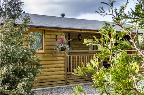 Foto 13 - Fern Lodge - 2 Bedroom Log Cabin - Saint Florence - Tenby