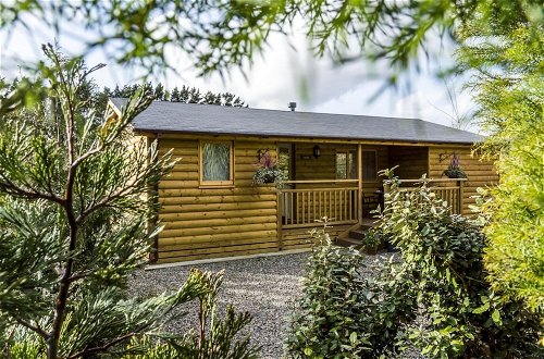 Foto 1 - Fern Lodge - 2 Bedroom Log Cabin - Saint Florence - Tenby