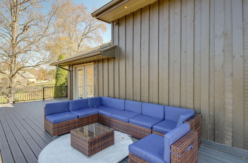 Photo 19 - Lafollette Home: Community Pool & Mountain Views