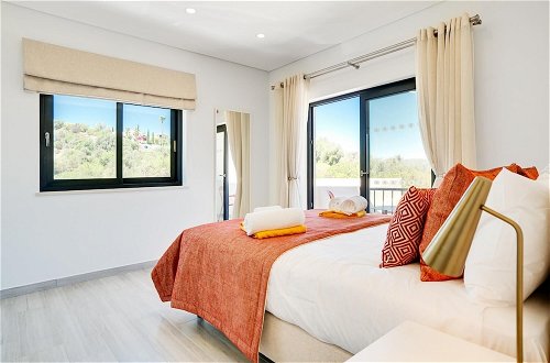 Foto 33 - Luxurious 4 bed Villa in Loul