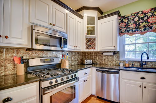 Photo 19 - Spacious Smithfield Home w/ Screened Porch & Yard