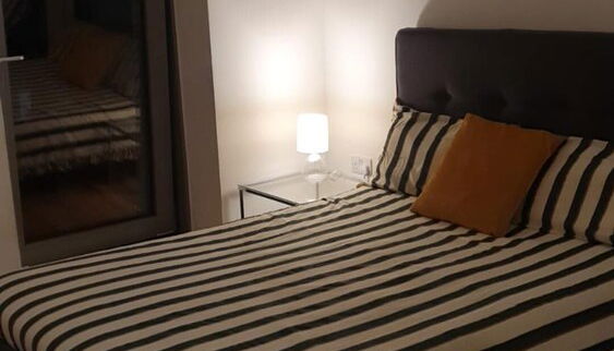 Photo 1 - Immaculate 1-bed Apartment on the 26th Floor