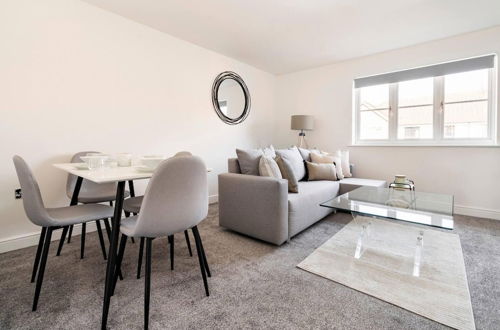 Photo 13 - Immaculate 2-bed Apartment in Welwyn Garden City