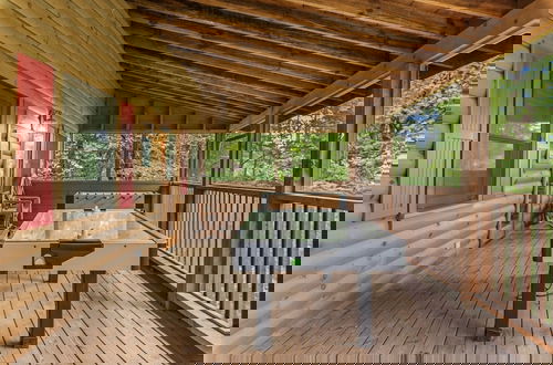 Foto 38 - Rustic Cabin in Woods w/ Hot Tub & Games!