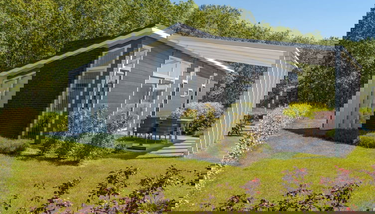Foto 1 - Modern Chalet at the Forest Edge on Nice Resort