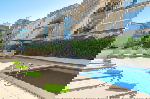 Foto 2 - Mirella in Mallorca With 2 Bedrooms and 1 Bathrooms