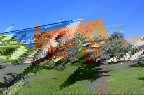 Foto 17 - Nice Apartment With Large Garden