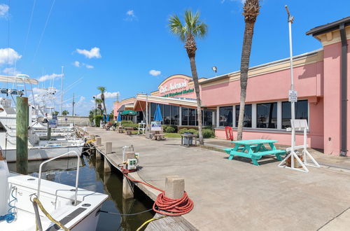 Photo 47 - 1bd/2ba Unit w/ a Bunk Alcove and Amazing Views Right on the Gulf