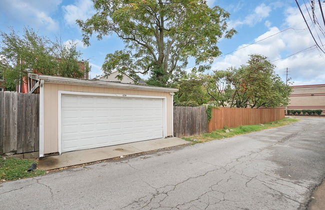 Spacious 3-Bedroom with King Bed - Foto 19
