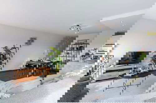 Foto 1 - Comfortable Apartment Near the sea