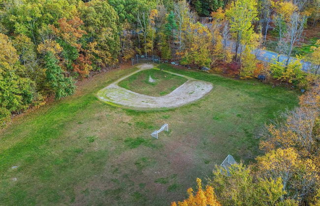 Pirate-themed Lakefront Home w/ Kayaks, Game Room, Views & Hidden Treasure Hunt - Foto 42