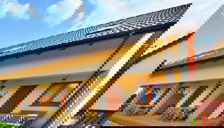 Foto 1 - Holiday Home With Terraces for 5 People