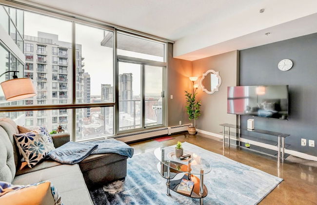 Downtown Condo w Incredible Views and BBQ - Foto 8